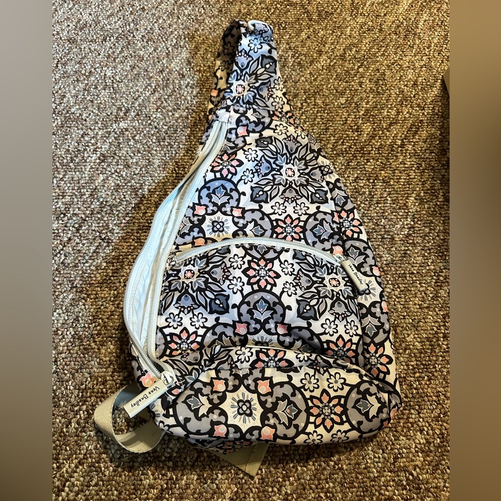 Vera Bradley Sling bag